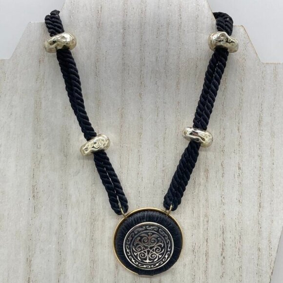 Vintage Renaissance Set Black Cord Choker 15" Necklace Clip On Earrings Two Tone - Picture 3 of 15